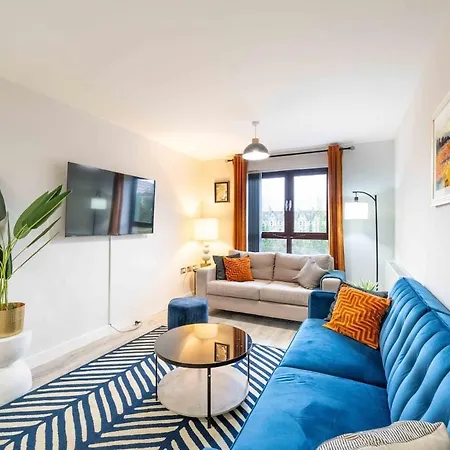 شقة The Cumberland Sleeps 5 بريستول