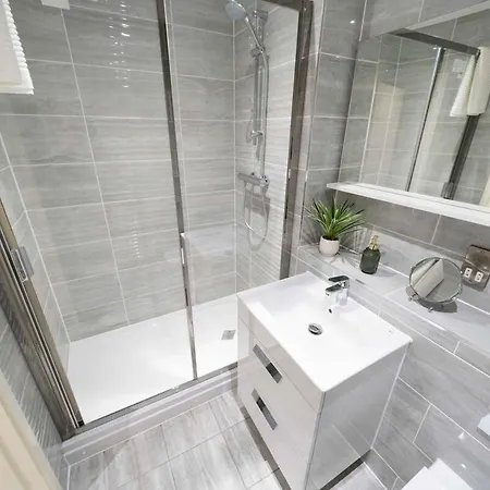 The Cumberland Sleeps 5 شقة